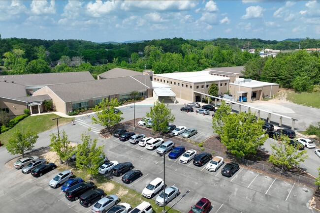 Center Point Elementary School is a great choice for young students.