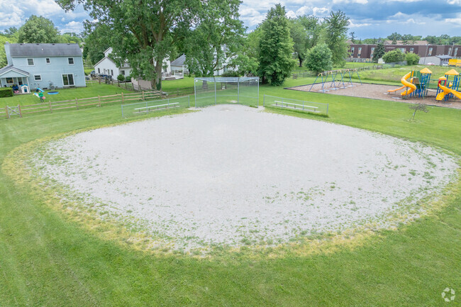 St. Patrick of Heatherdowns welcomes baseball season.