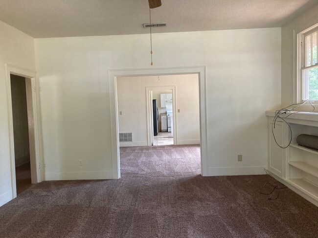 1715 Locust St, Texarkana, AR 71854 - photo 3