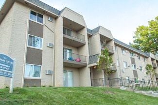 2715 Riverside Dr Unit B, Dayton, OH 45405