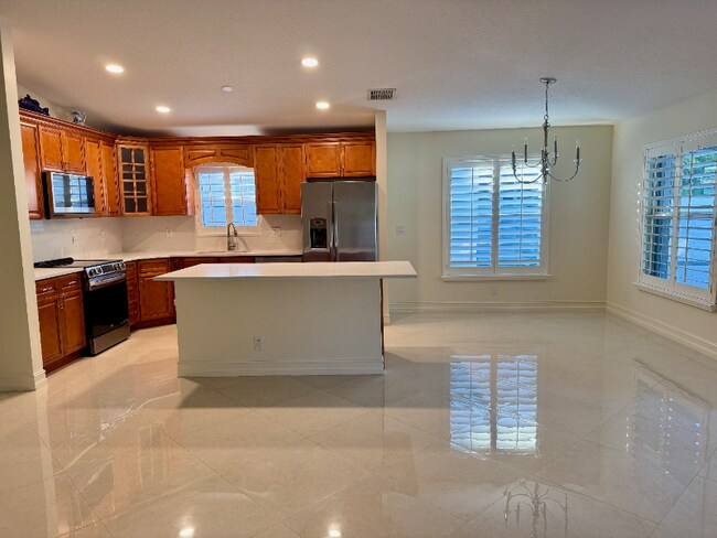 209 Preserve Ct, Royal Palm Beach, FL 33411 - photo 4