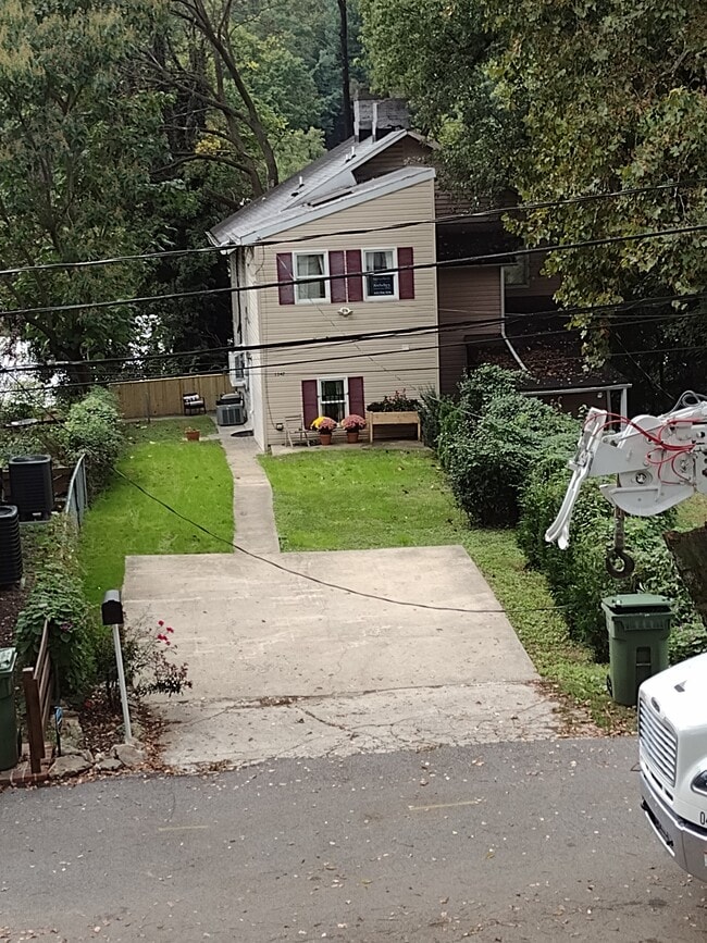 1347 Clipper Heights Ave, Baltimore, MD 21211 - photo 2