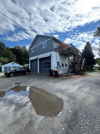 25 Adirondack Ave Unit 2 Bedroom second Floor, Warrensburg, NY 12885