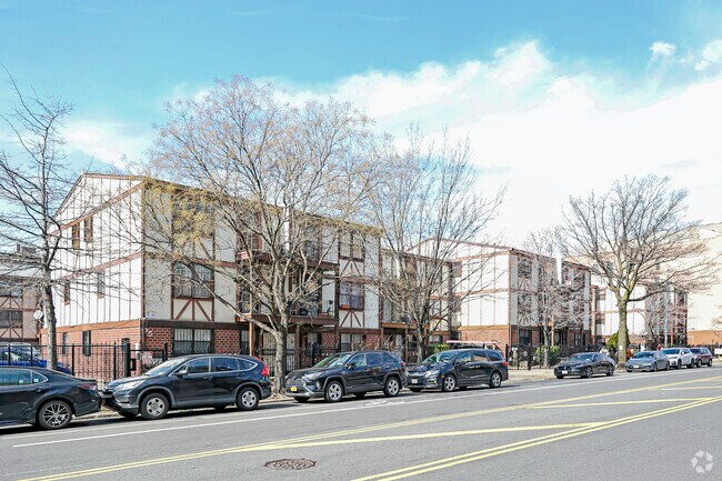 The Melrose community has many different types and sizes of homes to choose from.