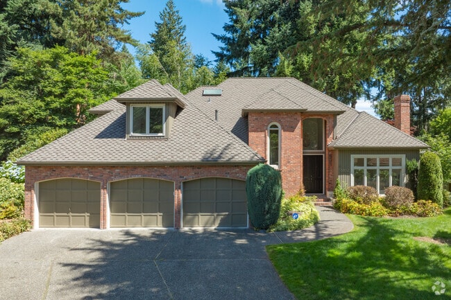 Tarywood's architecture spans a diverse range of contemporary styles.