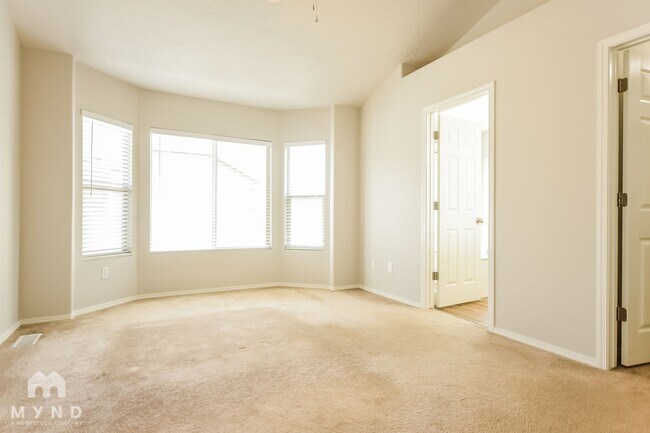 1404 N 2475 W, Clearfield, UT 84015 - photo 6