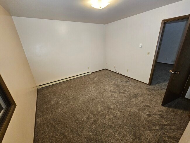 401 N East St unit 205, Weyauwega, WI 54983 - photo 7