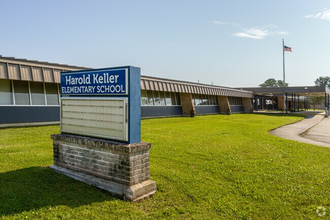Harold Keller Elementary School serves families in Country Club Estates.