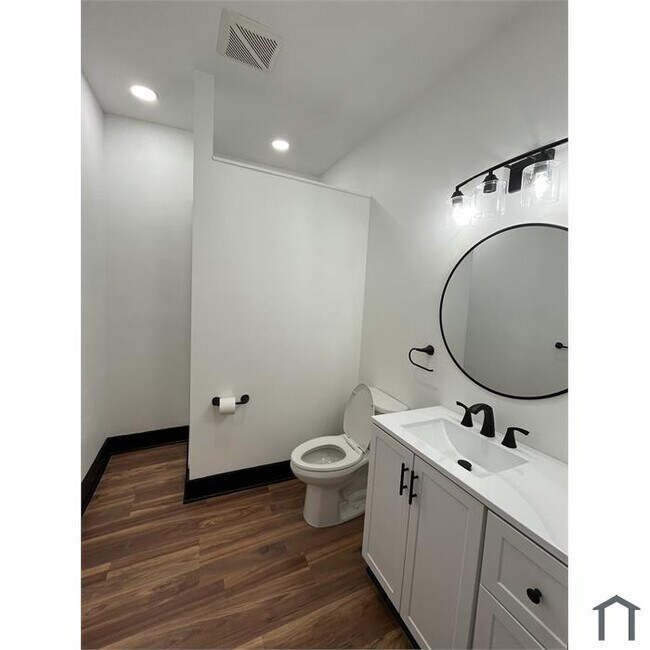 32 Chapel St unit 1R, Norwalk, CT 06850 - photo 4