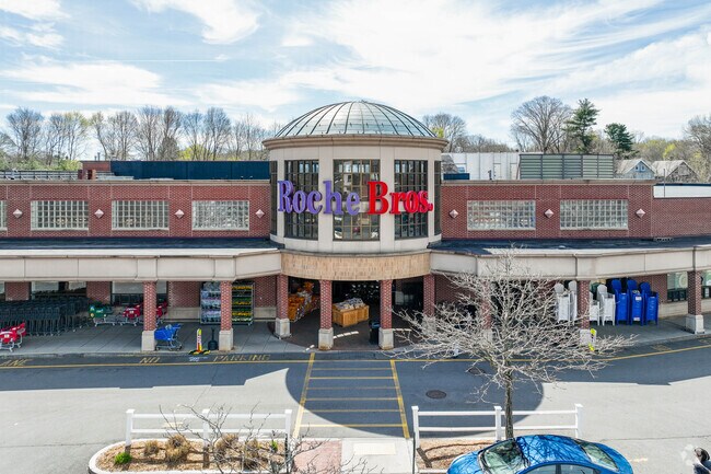 West Roxbury residents enjoy having Roche Bros grocery store near the neighborhood.