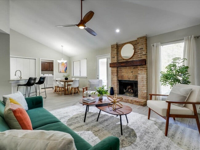 1725 Canterbury Ln unit ID1019545P, Lewisville, TX 75067 - photo 3