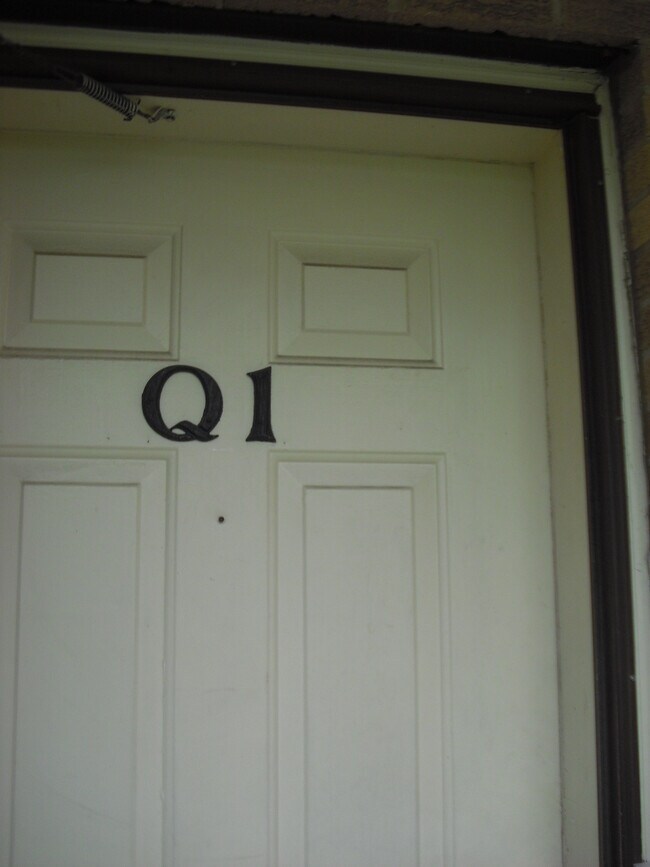 150 Mark Ln unit Q1, Waterbury, CT 06704 - photo 3