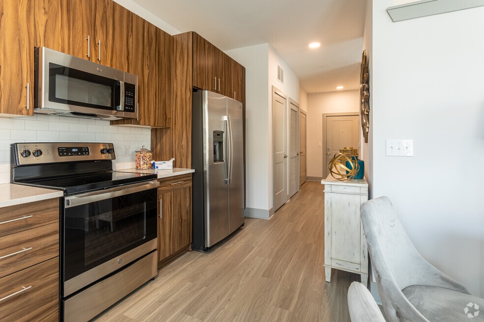 The Hudson, Charlottesville, VA 22901 - photo 1