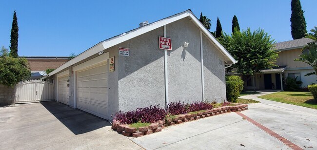 16584 Lorelei Ln unit 16584 Lorelei Ln. Tu, Tustin, CA 92780 - photo 3