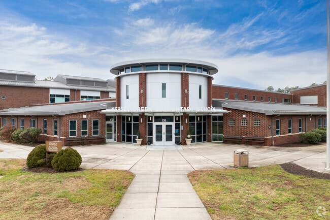 Kersey Creek Elementary School serves students from preschool through fifth grade.