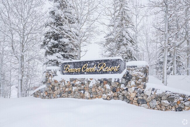 Just a short drive from Gypsum, Beaver Creek Resort offers world-class skiing, luxury lodging, and year-round mountain adventures. Whether carving down pristine slopes, enjoying fine dining, or hiking scenic trails, this premier destination provides the perfect alpine escape near Gypsum.