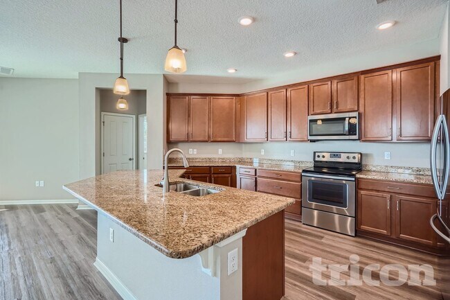 10514 Medford Lakes Dr, Riverview, FL 33578 - photo 5