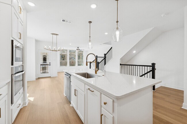 4839 Fuller Ct unit 701, Irving, TX 75038 - photo 6