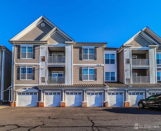 3223 Edward Stec Blvd unit 23, Edison, NJ 08837 - photo 4