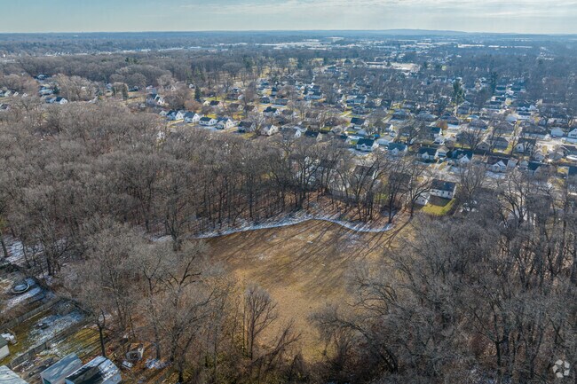 Lions Park is located in the Clyde Park neighborhood of Wyoming, Michigan.