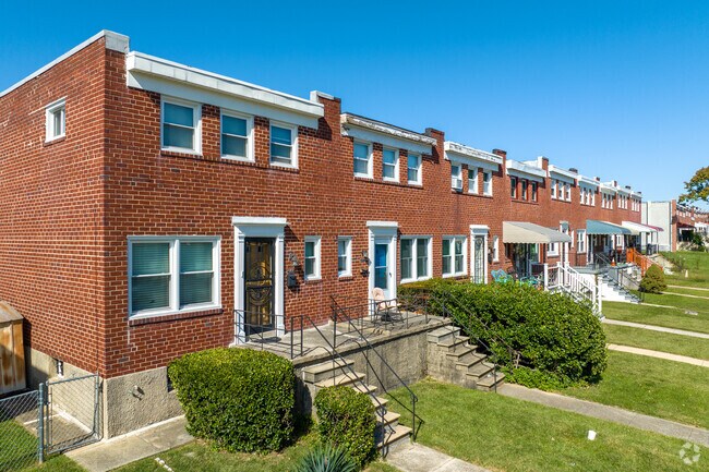 In Reisterstown Station you also have the option to live in traditional Baltimore row homes.