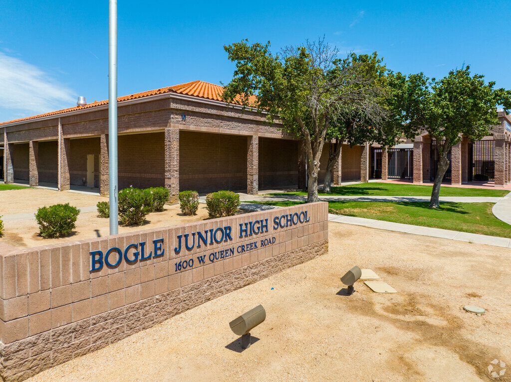 Bogle Junior High School, Chandler AZ Rankings & Reviews - Homes.com