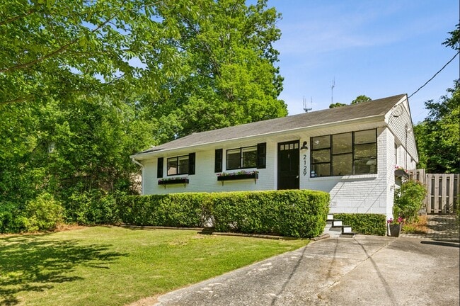 2129 Arlington Ave NE, Atlanta, GA 30324 - photo 2