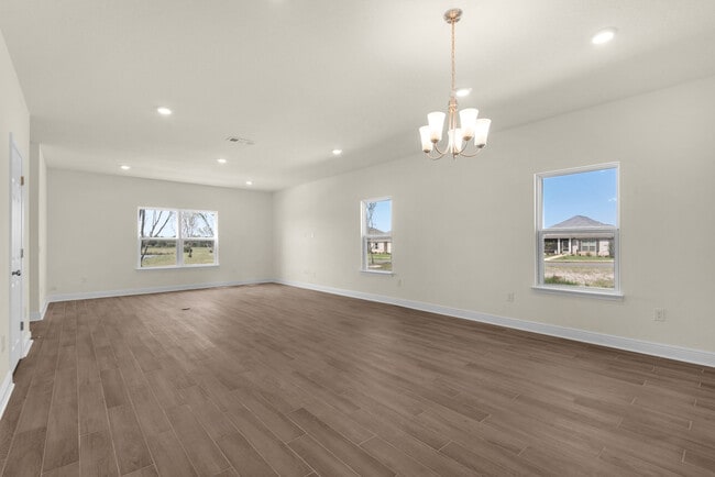 4009 Watergate Dr, Milton, FL 32583 - photo 4