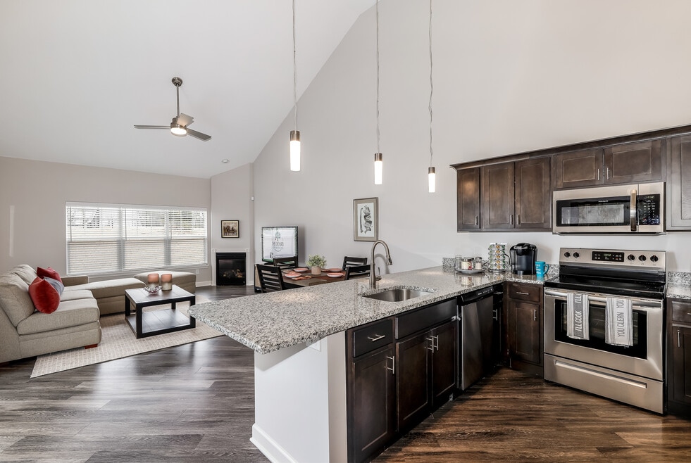 The Orchard, Brunswick, OH 44212 - photo 1