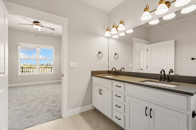 4260 Vulcan Creek Dr unit 307, Loveland, CO 80538 - photo 5