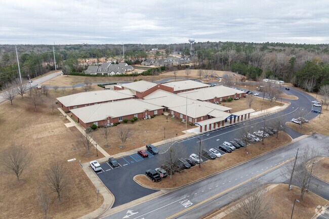 Richland Elementary School has plenty of room for kids to run and play.