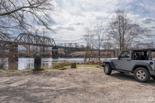 Enjoy the beautiful view of the Snohomish River at Cady Park near Fobes Hill.