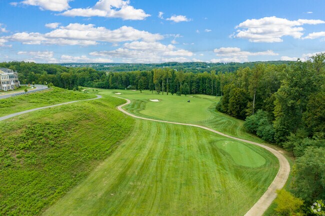 Grab your golf clubs and hit the green at Potomac Shores Golf Club.