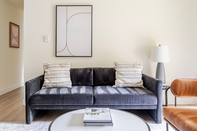 1600 Villa St unit FL2-ID2129, Mountain View, CA 94041 - photo 2