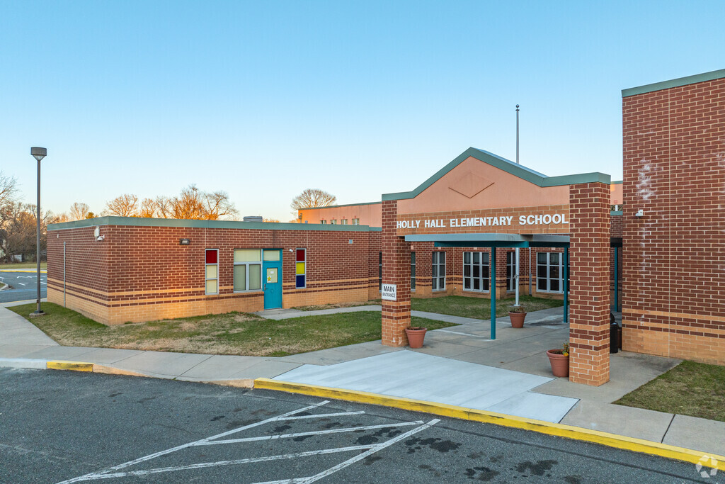 Holly Hall Elementary School has 410 students in grades PK-5.