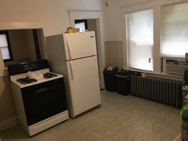 13 Homestead Ave unit 1, West Haven, CT 06516 - photo 5