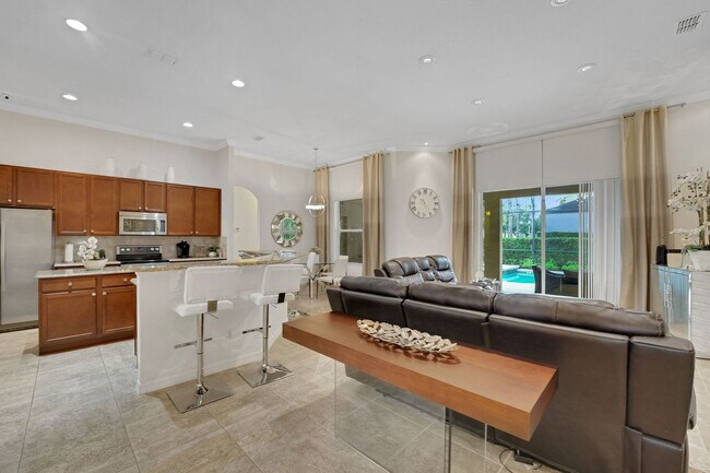 4060 Oak Tree Dr unit ID1337486P, Davenport, FL 33837 - photo 3