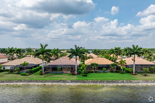 Heritage Bay has predominantly single family waterfront homes with backyard pools.