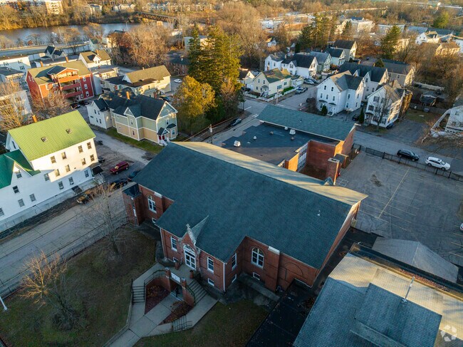 Saint Benedict Academy in Manchester, NH is a Catholic elementary school serving grades K-6.