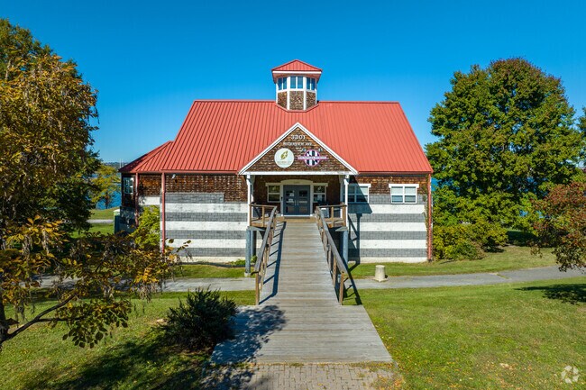 Locals head to the Patapsco River to boat, fish, and crab.
