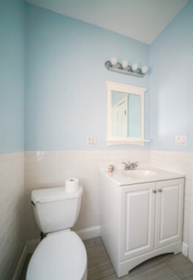 20 Winslow Rd unit 11, Brookline, MA 02446 - photo 6