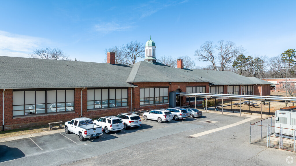 The student population of Badin Elementary is 427 and the school serves grades K-5.