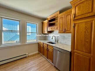 77 Fairfax St Unit 1, Somerville, MA 02144