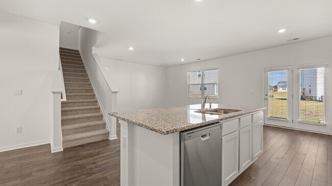 174 Aster Ave, Locust Grove, GA 30248 - photo 2