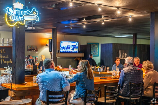 You can always find a good time and good food at Diamondback Grill in Buena Vista.
