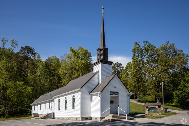 Walland has many picturesque churches sprinkled throughout the area, such as Walland United Methodist Church.