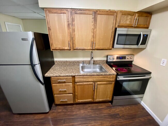 6043 Wister St unit 1F, Philadelphia, PA 19138 - photo 2