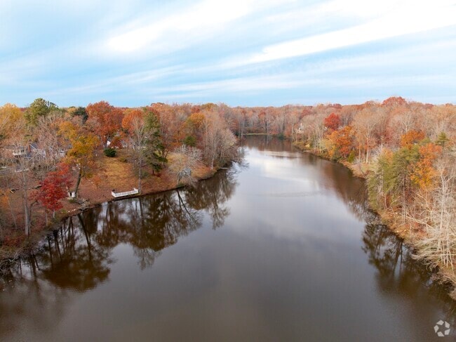 Lake Carroll is enjoyed by Argyle Heights residents for fishing and boating.