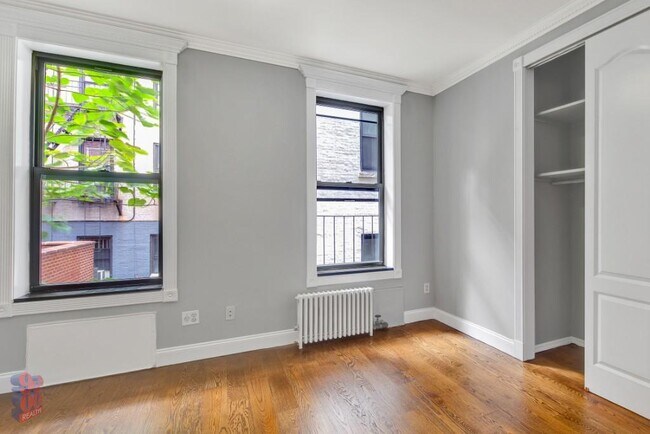 209 E 25th St unit 2-C, New York, NY 10010 - photo 7