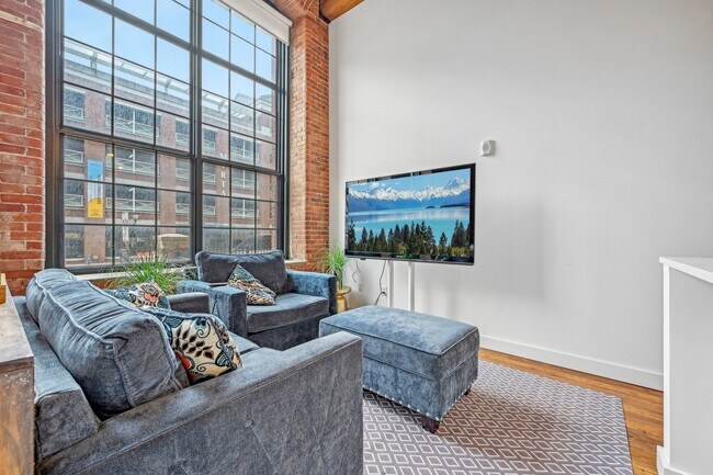 Riverwalk Apartments, Lawrence, MA 01843 - photo 3